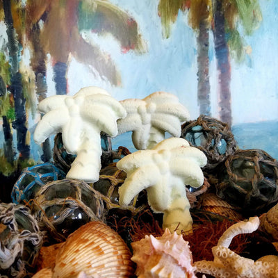 The Midwest Mermaid Company Island Palm Bath Bomb